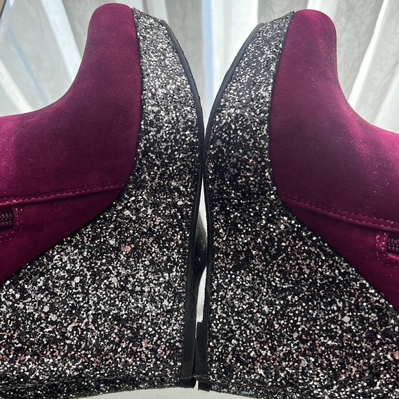 MICHAEL ANTONIO ULTRASUEDE BURGUNDY WEDGE PLATFORM BOOTIES SIZE 8 PURPLE - Picture 8 of 13